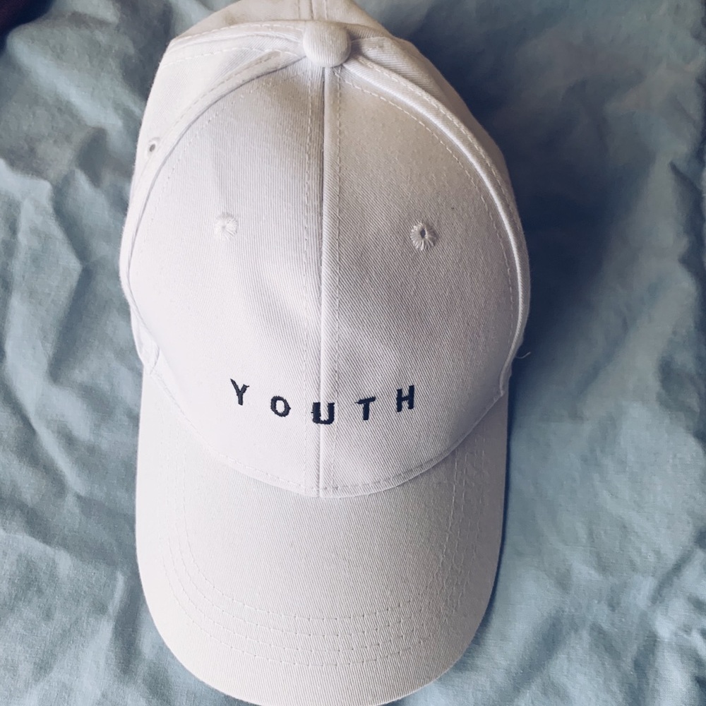 COPY - white YOUTH baseball hat